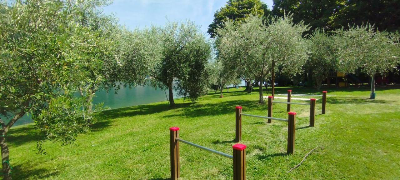 Vista Lago Lecco - Neiade Guest House Pescate Екстер'єр фото