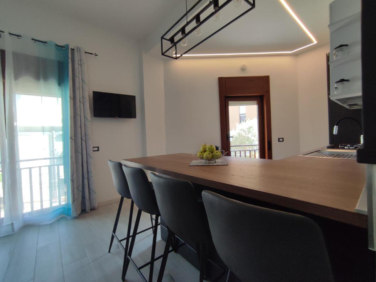 Vista Lago Lecco - Neiade Guest House Pescate Екстер'єр фото
