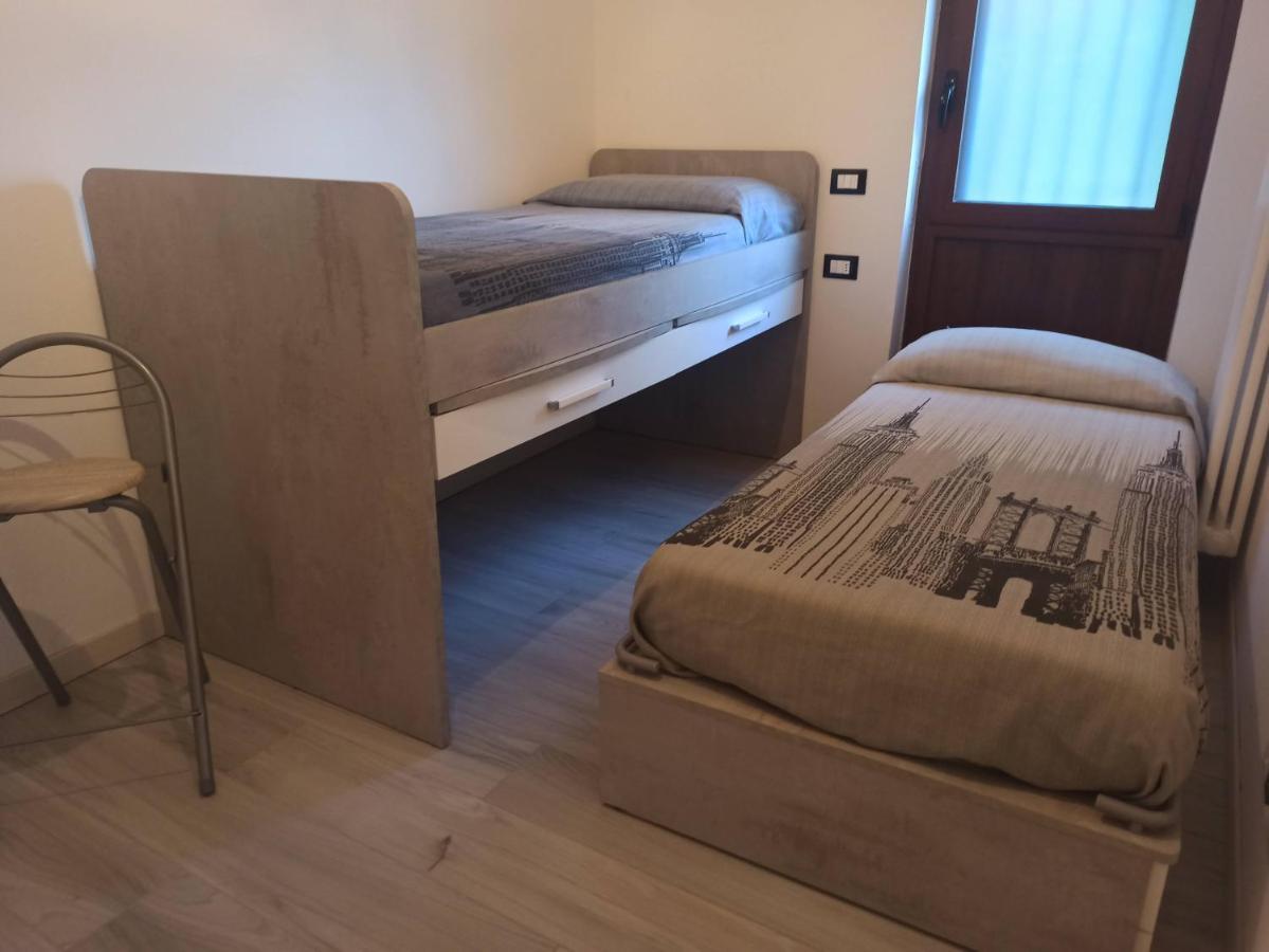 Vista Lago Lecco - Neiade Guest House Pescate Екстер'єр фото